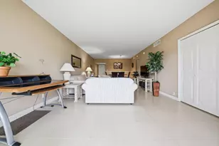3100 N Palm Aire Dr, Pompano Beach, FL 33069 - Photo 8