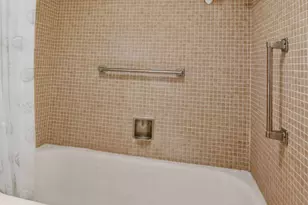 4038 Durham B, Deerfield Beach, FL 33442 - Photo 18