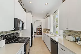 5263 SE Sweetbrier Terrace, Hobe Sound, FL 33455 - Photo 6