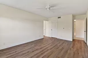 17081 Waterbend Dr, Jupiter, FL 33477 - Photo 18