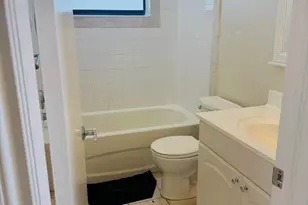 1005 Manor Dr, Palm Springs, FL 33461 - Photo 16