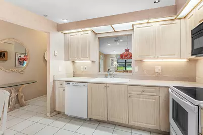 8298 Springlake Drive, Boca Raton, FL 33496 - Photo 8