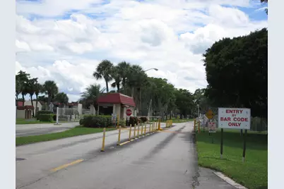 200 Lake Carol Drive, West Palm Beach, FL 33411 - Photo 22