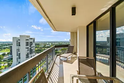 2400 Presidential Way #1906, West Palm Beach, FL 33401 - Photo 14