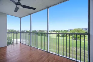 2901 S Palm Aire Dr, Pompano Beach, FL 33069 - Photo 30