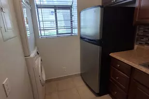 512 Gardens Dr, Pompano Beach, FL 33069 - Photo 6