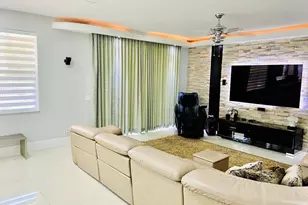 3898 Falcon Ridge Cir, Weston, FL 33331 - Photo 18