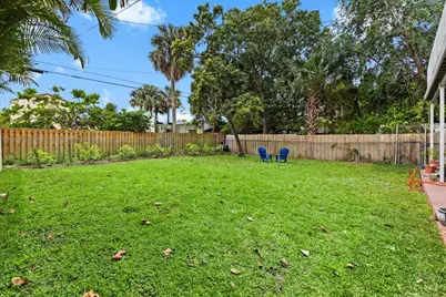 518 Biscayne Drive #B, West Palm Beach, FL 33401 - Photo 18