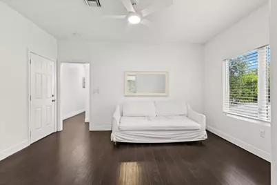 518 Biscayne Drive #B, West Palm Beach, FL 33401 - Photo 8