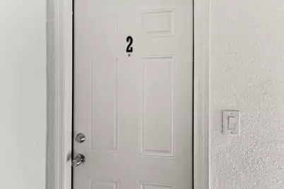 518 Biscayne Drive #B, West Palm Beach, FL 33401 - Photo 6