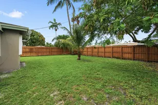 397 NW 48th St, Oakland Park, FL 33309 - Photo 18