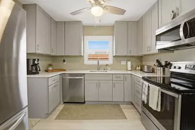 397 NW 48th Street, Oakland Park, FL 33309 - Photo 6