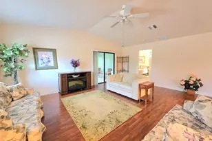 17 San Felipe, Fort Pierce, FL 34951 - Photo 4