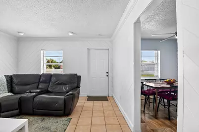 5721 Coconut Road, West Palm Beach, FL 33413 - Photo 10