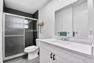 5721 Coconut Rd, West Palm Beach, FL 33413 - Photo 22