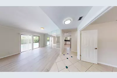 609 White Water Drive, West Palm Beach, FL 33413 - Photo 8