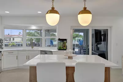 5711 Bayview Drive, Fort Lauderdale, FL 33308 - Photo 8