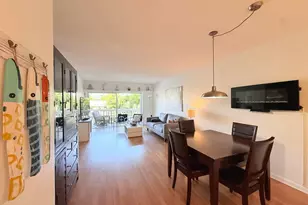 470 Paradise Isle Blvd, Hallandale Beach, FL 33009 - Photo 4