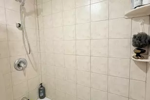 470 Paradise Isle Blvd, Hallandale Beach, FL 33009 - Photo 30