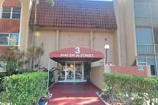 8140 SW 24th St, North Lauderdale, FL 33068 - Photo 2