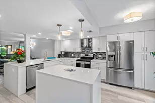 5121 Oakhill Ln, Delray Beach, FL 33484 - Photo 6