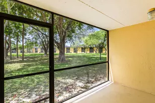 507 Meadows Cir, Boynton Beach, FL 33436 - Photo 20