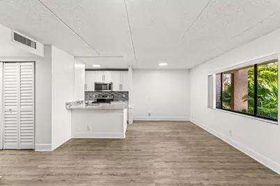 507 Meadows Circle, Boynton Beach, FL 33436 - Photo 10
