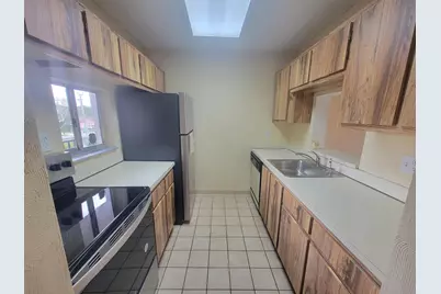 7900 NW 50th Street #304, Lauderhill, FL 33351 - Photo 6