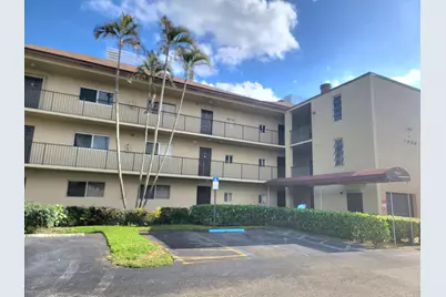 7900 NW 50th Street #304, Lauderhill, FL 33351 - Photo 2