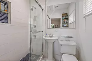 1925 Coral Gardens Dr, Wilton Manors, FL 33306 - Photo 20