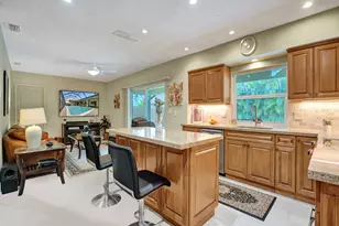 7241 NW 5th Ct, Plantation, FL 33317 - Photo 12