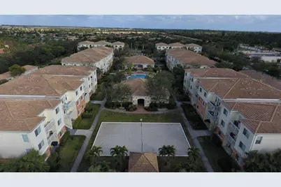 9857 Baywinds Boulevard #9207, Royal Palm Beach, FL 33411 - Photo 2