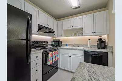 27 Pine Arbor Lane #205, Vero Beach, FL 32962 - Photo 14