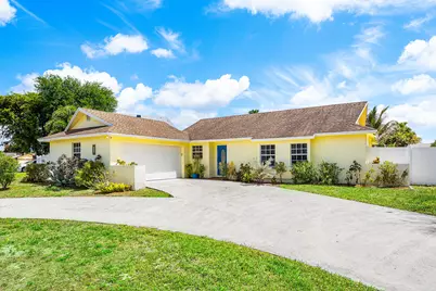 246 Natchez Court, Royal Palm Beach, FL 33411 - Photo 2