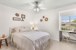 246 Natchez Ct, Royal Palm Beach, FL 33411 - Photo 18