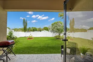 4105 SW 23rd St, West Park, FL 33023 - Photo 78