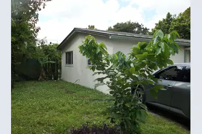 6210 NW 14th Place, Sunrise, FL 33313 - Photo 4