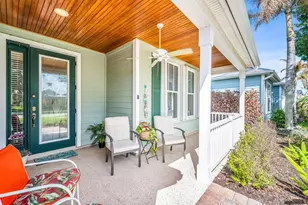 580 NE Canoe Park Cir, Port Saint Lucie, FL 34983 - Photo 6