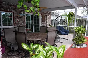 8610 NW 27th Pl, Sunrise, FL 33322 - Photo 10