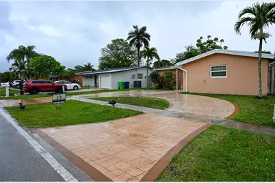 8610 NW 27th Place, Sunrise, FL 33322 - Photo 8
