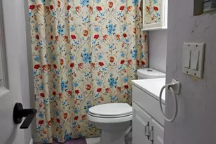 8610 NW 27th Pl, Sunrise, FL 33322 - Photo 18