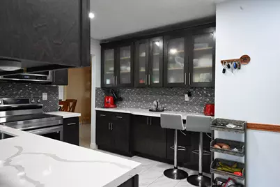 8610 NW 27th Place, Sunrise, FL 33322 - Photo 6