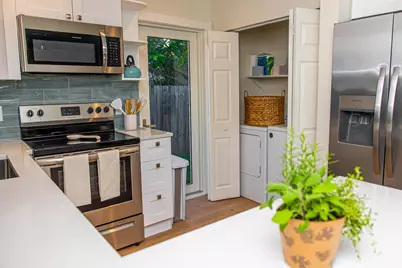 1433 NE 23rd Street, Wilton Manors, FL 33305 - Photo 2