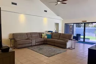 204 Cape Pointe Cir, Jupiter, FL 33477 - Photo 4