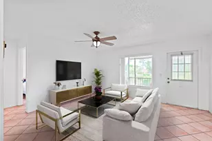 322 Knotty Pine Cir, Greenacres, FL 33463 - Photo 8