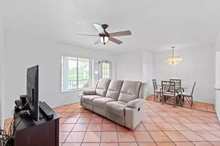 322 Knotty Pine Cir, Greenacres, FL 33463 - Photo 12