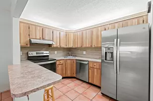 322 Knotty Pine Cir, Greenacres, FL 33463 - Photo 16