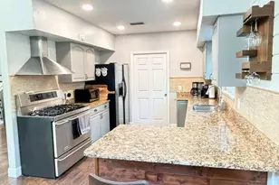 13400 74th Ave N, Seminole, FL 33776 - Photo 40