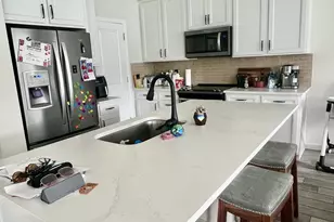 4924 Greenway Dr, Hollywood, FL 33021 - Photo 6