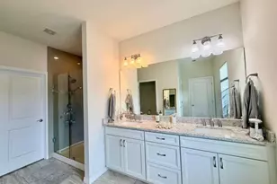 4924 Greenway Dr, Hollywood, FL 33021 - Photo 36